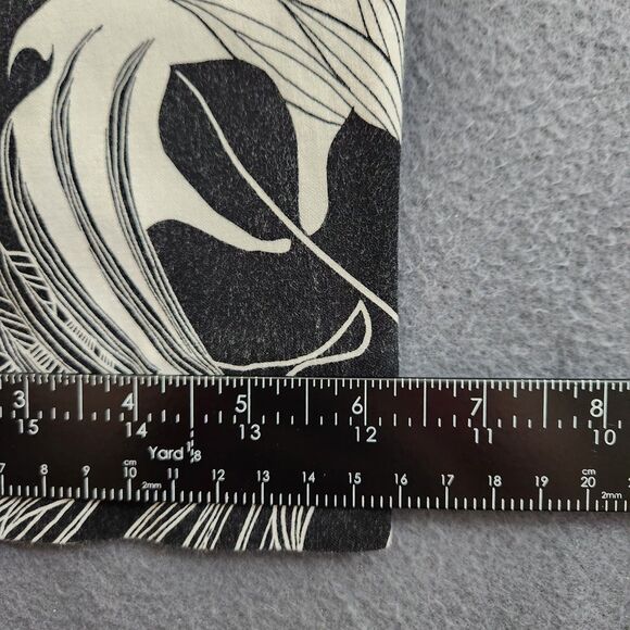 Chico's Women .5 US 6 Black Floral Mid Rise Skinny Pull On Ankle Pants - Picture 8 of 10